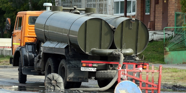 В РФ могут законодательно запретить выбрасывать бытовые отходы в канализацию
