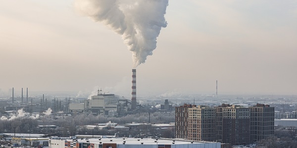Промышленники просят не принимать законопроект об оборотных штрафах за выбросы свыше квот