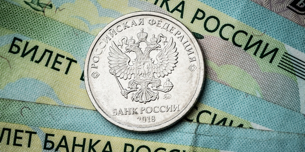 Эксперты не увидели в политике слабого рубля плюсов для экономики